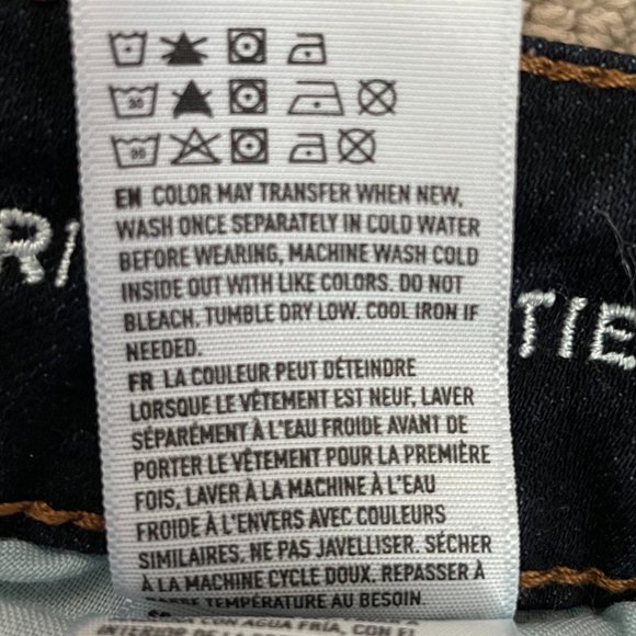 American Eagle Jean Hi-Rise Shortie - Picture 4 of 4